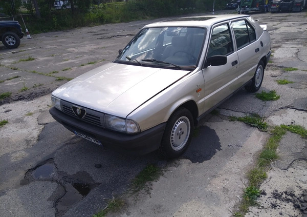 Alfa Romeo 33 cena 13300 przebieg: 85000, rok produkcji 1988 z Żyrardów małe 379